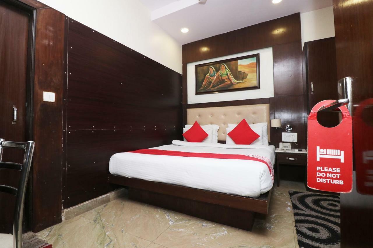 Oyo 30698 Hari Om Guest House Jādabpur Zewnętrze zdjęcie