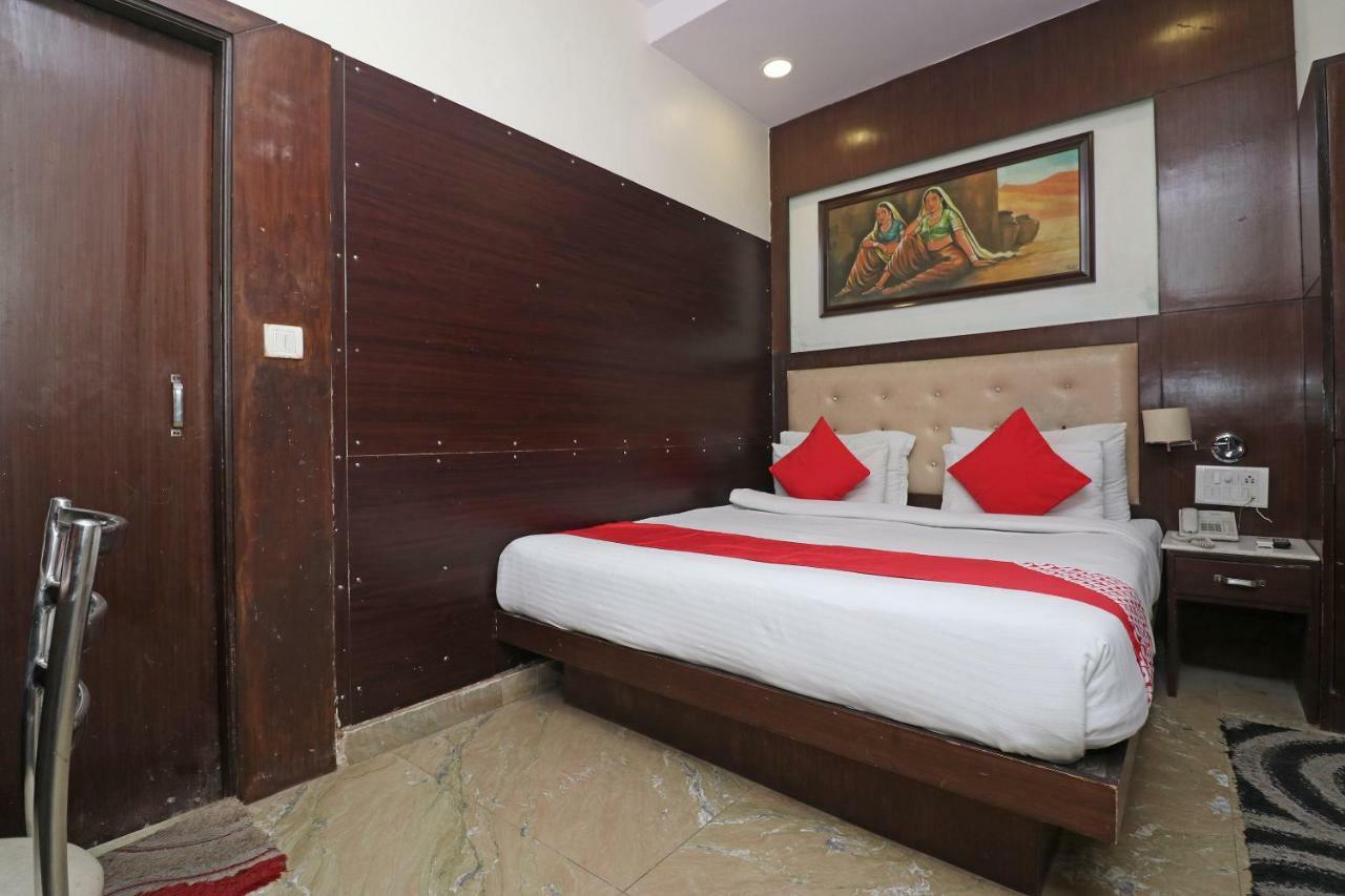 Oyo 30698 Hari Om Guest House Jādabpur Zewnętrze zdjęcie
