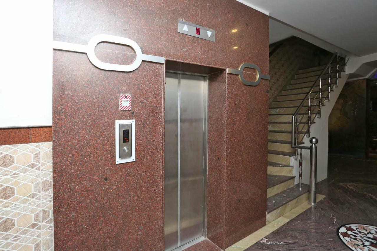 Oyo 30698 Hari Om Guest House Jādabpur Zewnętrze zdjęcie