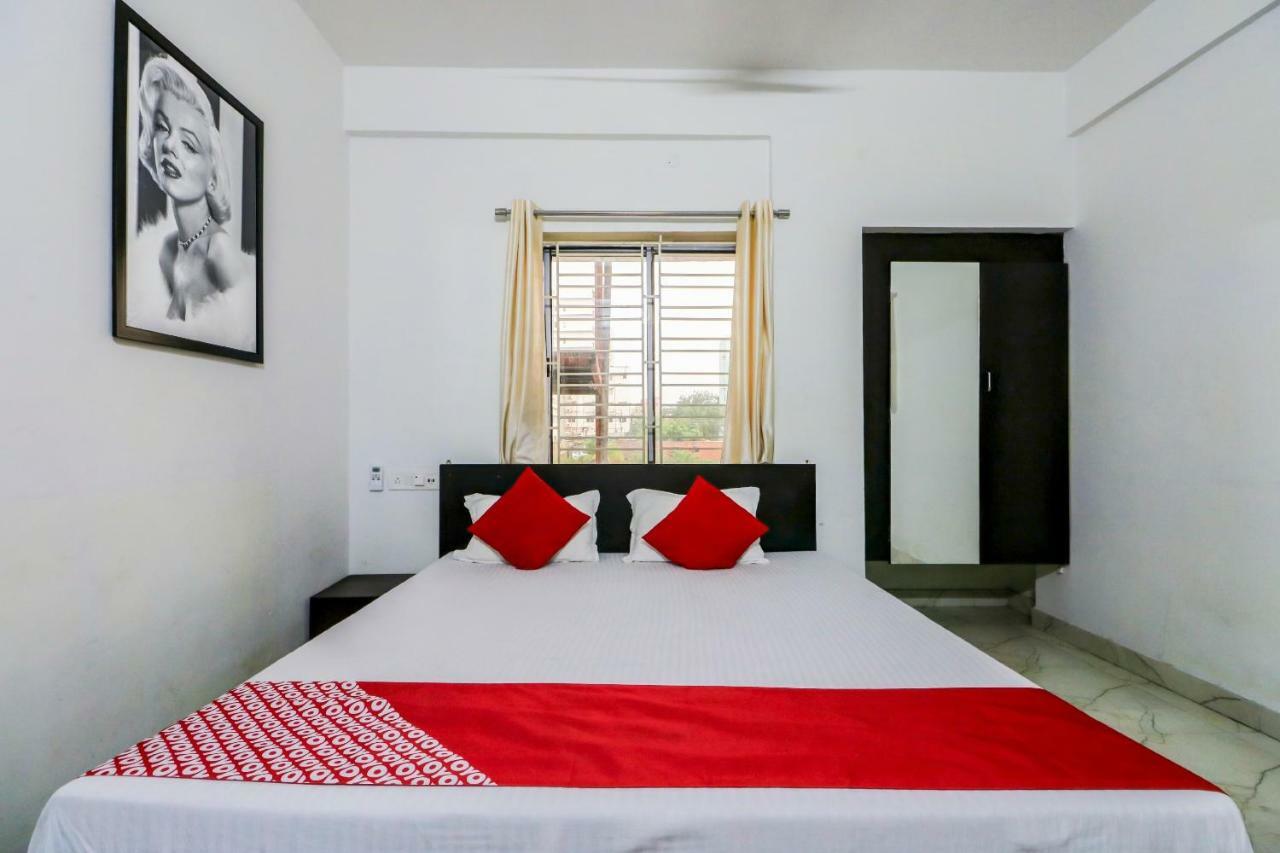 Oyo 30698 Hari Om Guest House Jādabpur Zewnętrze zdjęcie