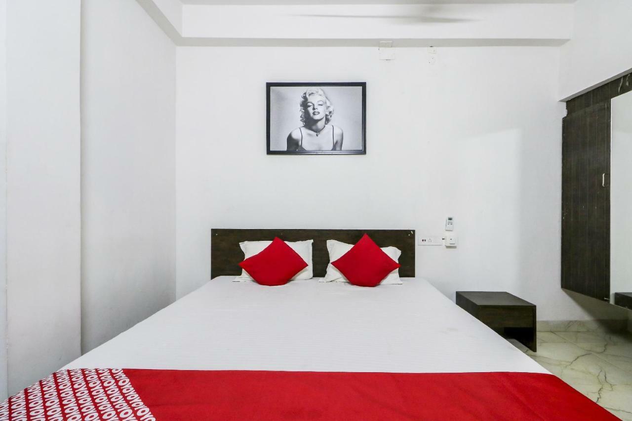 Oyo 30698 Hari Om Guest House Jādabpur Zewnętrze zdjęcie